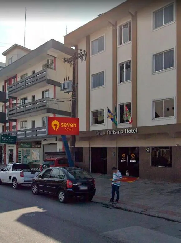 7Seven Hoteis Itajaí ホテル